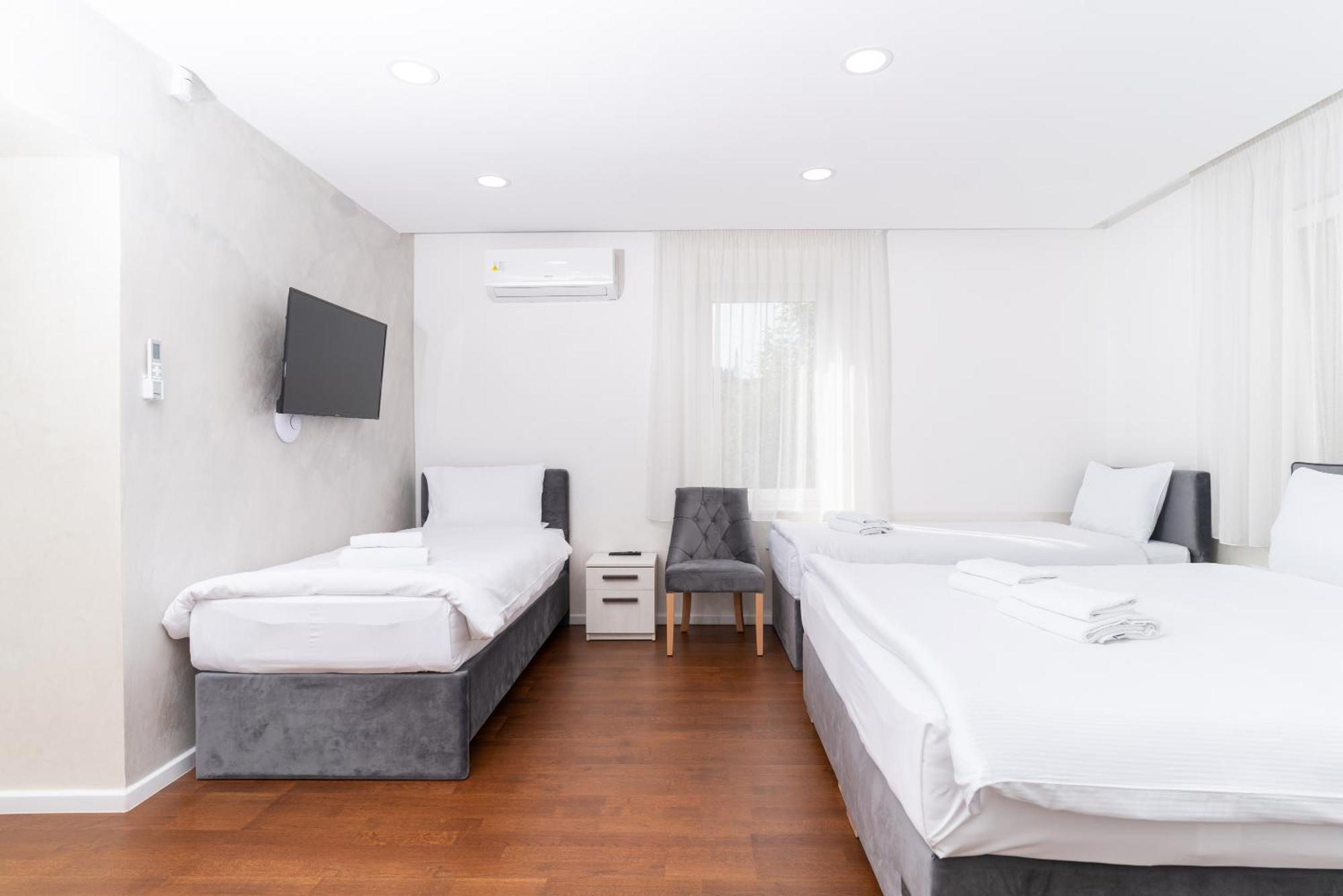 Ornament Hotel And Apartments Saraievo Exterior foto