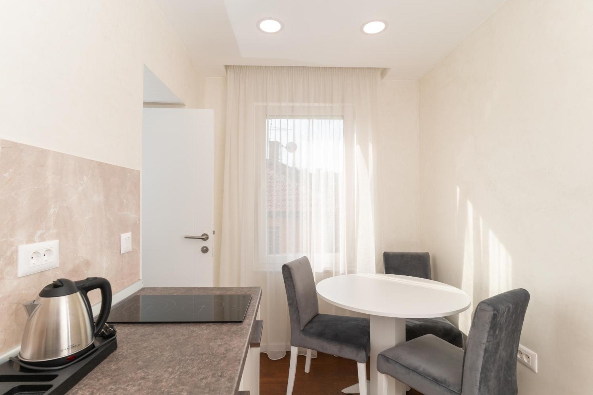 Ornament Hotel And Apartments Saraievo Exterior foto
