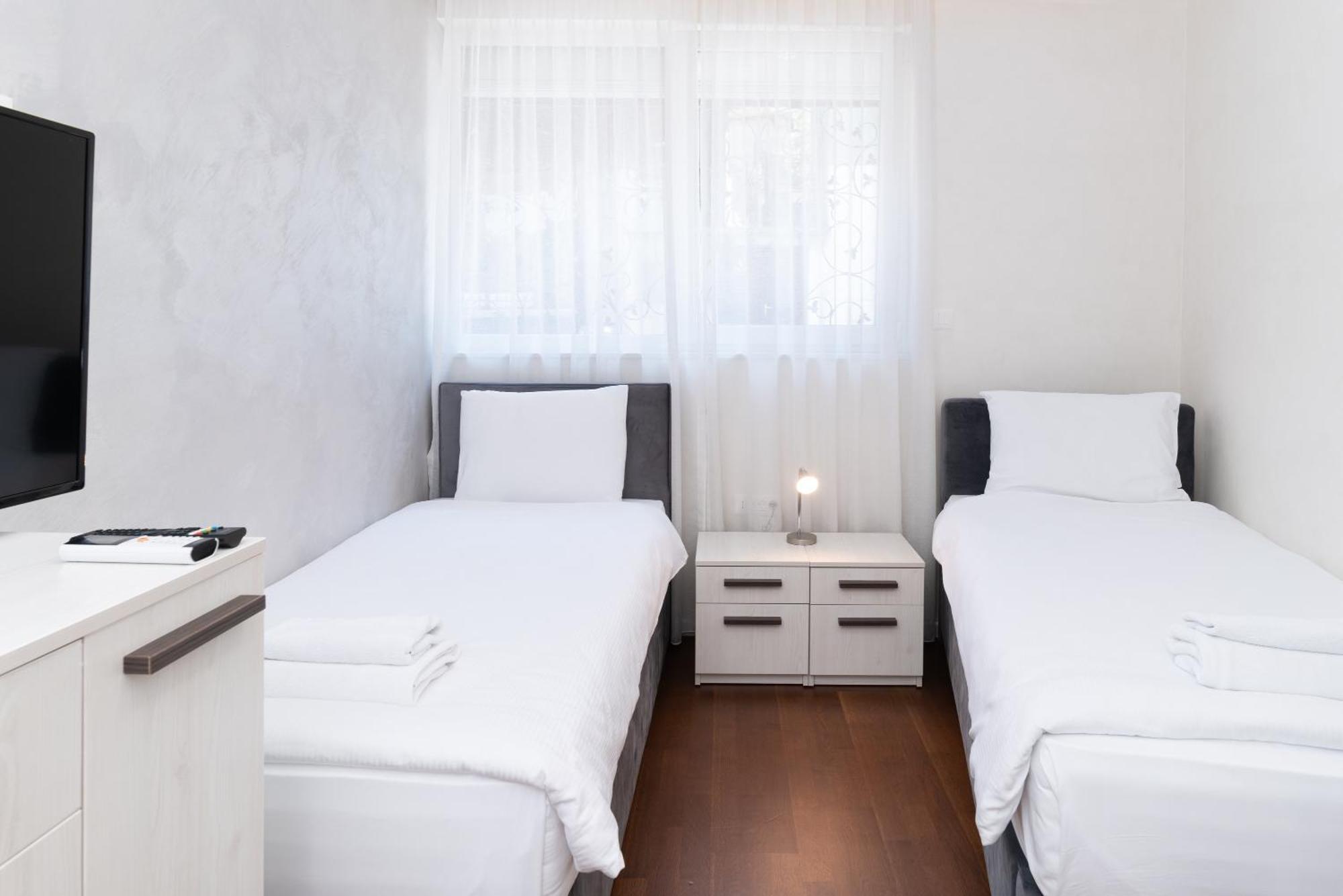 Ornament Hotel And Apartments Saraievo Exterior foto