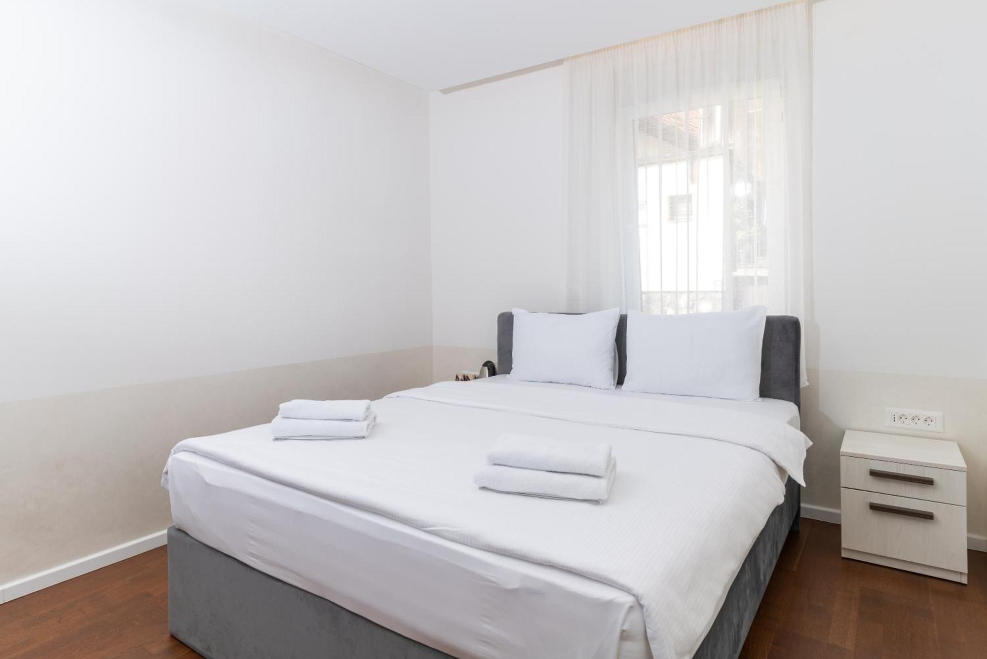 Ornament Hotel And Apartments Saraievo Exterior foto